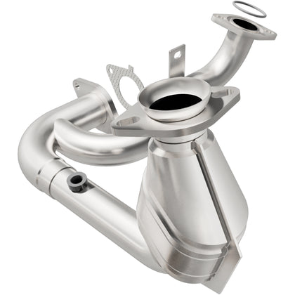 MagnaFlow 2000-2005 Ford Taurus 3.0L / 2000-2005 Mercury Sable 3.0L OEM Grade Federal / EPA Compliant Direct-Fit Catalytic Converter 51749