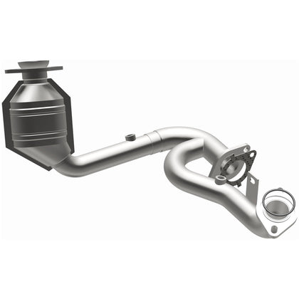 MagnaFlow 2000-2005 Ford Taurus 3.0L / 2000-2005 Mercury Sable 3.0L OEM Grade Federal / EPA Compliant Direct-Fit Catalytic Converter 51749