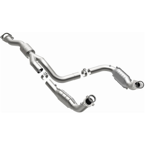 MagnaFlow OEM Grade Federal / EPA Compliant Direct-Fit Catalytic Converter 52113