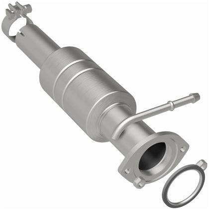 MagnaFlow 2009-2013 Toyota Highlander 2.7L OEM Grade Federal / EPA Compliant Direct-Fit Catalytic Converter 52207