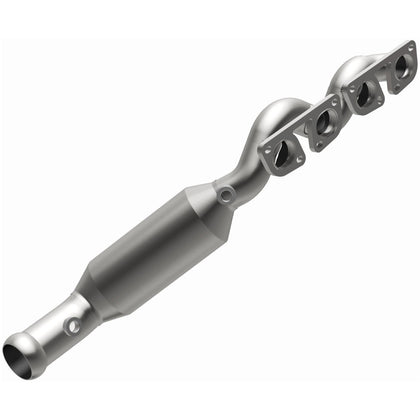 MagnaFlow 2007-2010 BMW X5 4.8L OEM Grade Federal / EPA Compliant Direct-Fit Manifold Catalytic Converter 52237