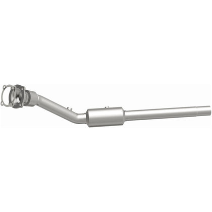 MagnaFlow 2002-2005 Volkswagen Jetta 1.8L / 2003-2006 Volkswagen Golf 1.8L OEM Grade Federal / EPA Compliant Direct-Fit Catalytic Converter 52382