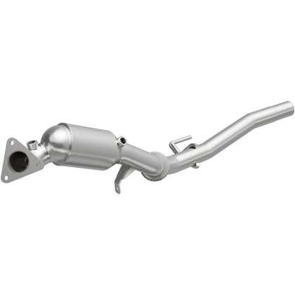 MagnaFlow 2011-2018 Porsche Cayenne 3.6L / 2011-2017 Volkswagen Touareg 3.6L OEM Grade Federal / EPA Compliant Direct-Fit Catalytic Converter 52411