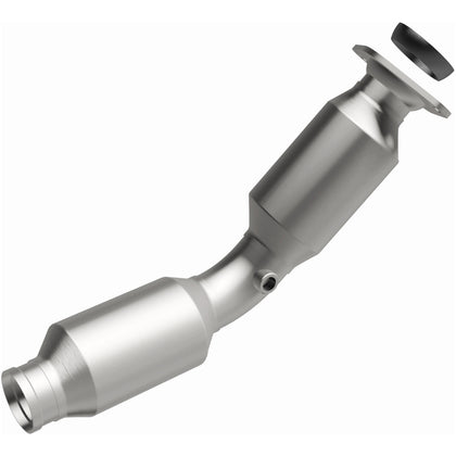 MagnaFlow 2011-2017 Lexus CT200h 1.8L / 2012-2017 Toyota Prius V 1.8L OEM Grade Federal / EPA Compliant Semi-Direct Fit Catalytic Converter 52456