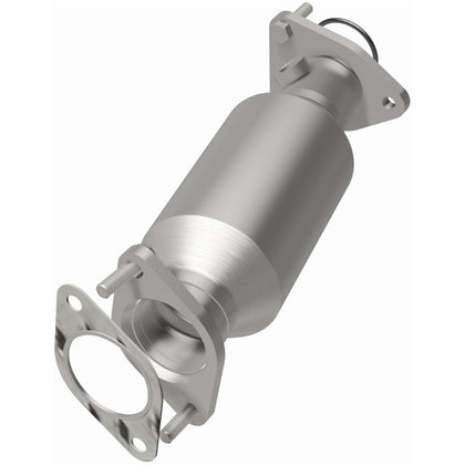 MagnaFlow OEM Grade Federal / EPA Compliant Direct-Fit Catalytic Converter 52668