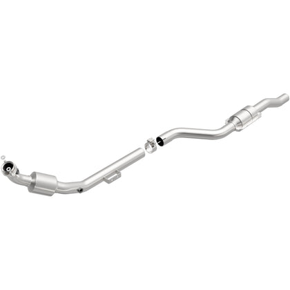 MagnaFlow 2005 Mercedes-Benz E320 Base 3.2L / 2004-2005 Mercedes-Benz E500 Base 5.0L California Grade CARB Compliant Direct-Fit Catalytic Converter 5411706