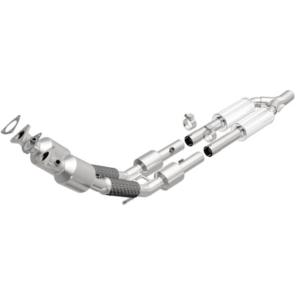 MagnaFlow 2006-2008 Volkswagen Passat 3.6L California Grade CARB Compliant Direct-Fit Catalytic Converter 5411799