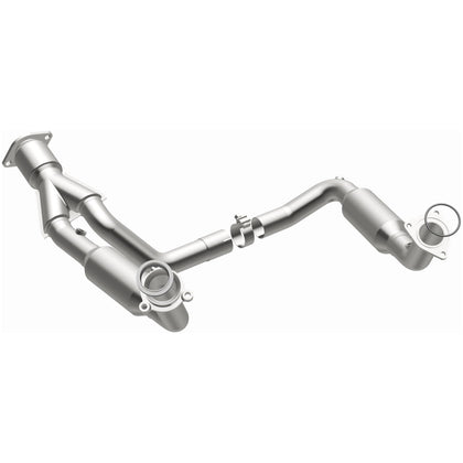MagnaFlow California Grade CARB Compliant Direct-Fit Catalytic Converter 5451650