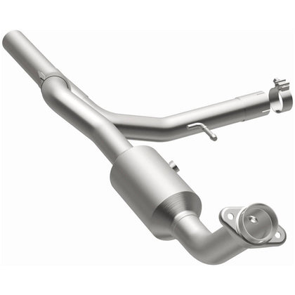 MagnaFlow 2007-2008 Ford F-150 4.6L California Grade CARB Compliant Direct-Fit Catalytic Converter 5451834
