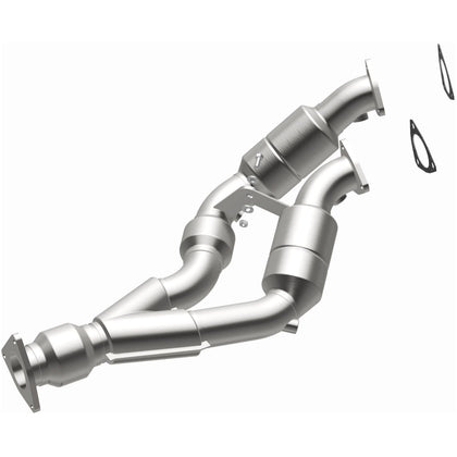 MagnaFlow 2004-2006 Volkswagen Touareg 3.2L California Grade CARB Compliant Direct-Fit Catalytic Converter 5481499