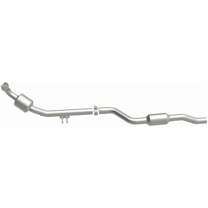 MagnaFlow 2006 Mercedes-Benz CLS500 5.0L / 2005-2006 Mercedes-Benz E500 Base 5.0L California Grade CARB Compliant Direct-Fit Catalytic Converter 551706