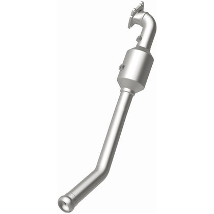 MagnaFlow 2013-2017 Dodge Durango 3.6L / 2013-2017 Jeep Grand Cherokee 3.6L California Grade CARB Compliant Direct-Fit Manifold Catalytic Converter 5551251
