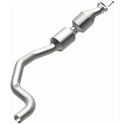 MagnaFlow 2014-2017 Land Rover Range Rover Sport 5.0L / 2013-2017 Land Rover Range Rover 5.0L California Grade CARB Compliant Direct-Fit Catalytic Converter 5551535