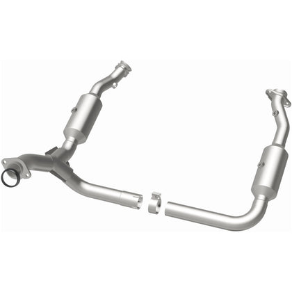 MagnaFlow California Grade CARB Compliant Direct-Fit Catalytic Converter 5551598