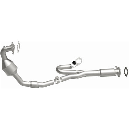 MagnaFlow 2010-2011 Cadillac SRX 3.0L / 2011 Saab 9-4X 3.0L California Grade CARB Compliant Direct-Fit Manifold Catalytic Converter 5582219