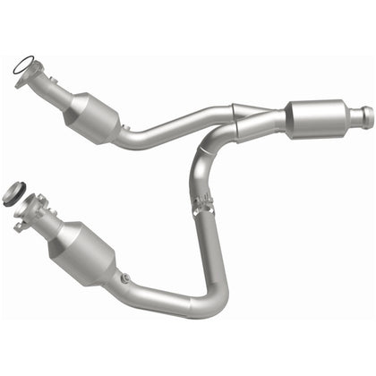 MagnaFlow California Grade CARB Compliant Direct-Fit Catalytic Converter 5582642