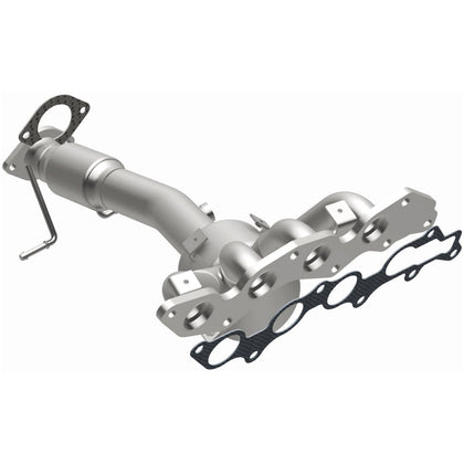 MagnaFlow 2010-2013 Mazda 3 2.0L California Grade CARB Compliant Direct-Fit Manifold Catalytic Converter 5631995
